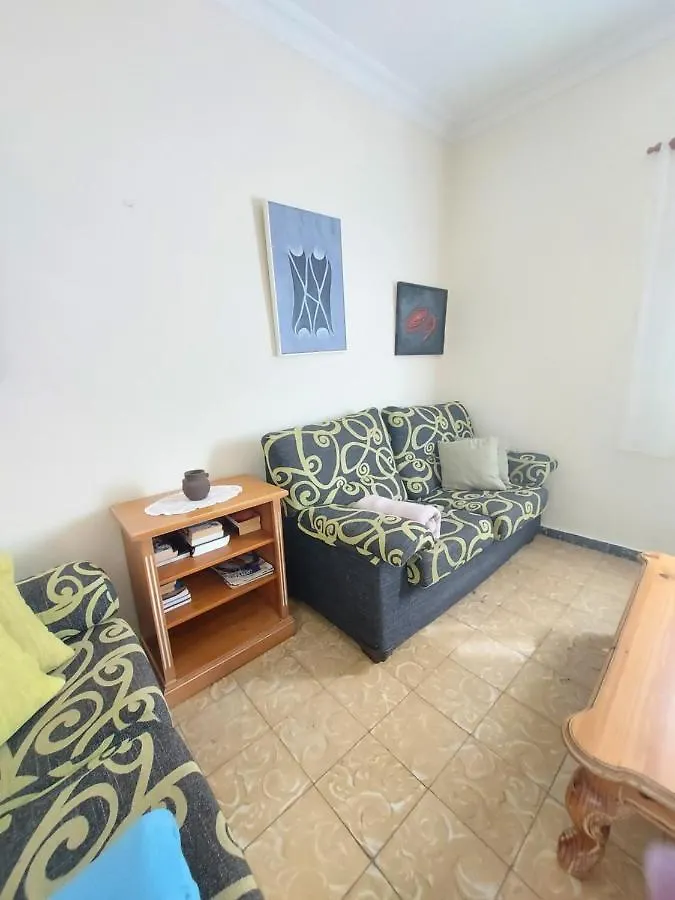 Villa Udilla Arona  0*, Arona (Tenerife) Spain